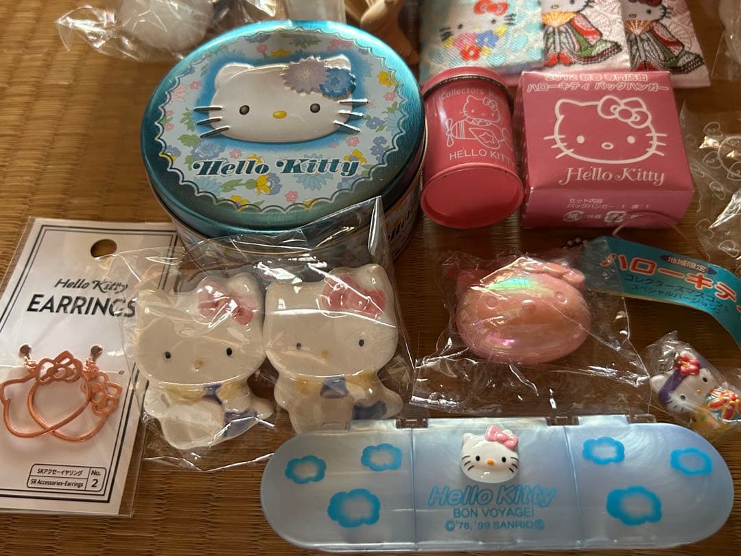 ハローキティ まとめ売り ストラップ チャーム 45点 平成レトロ - メルカリ