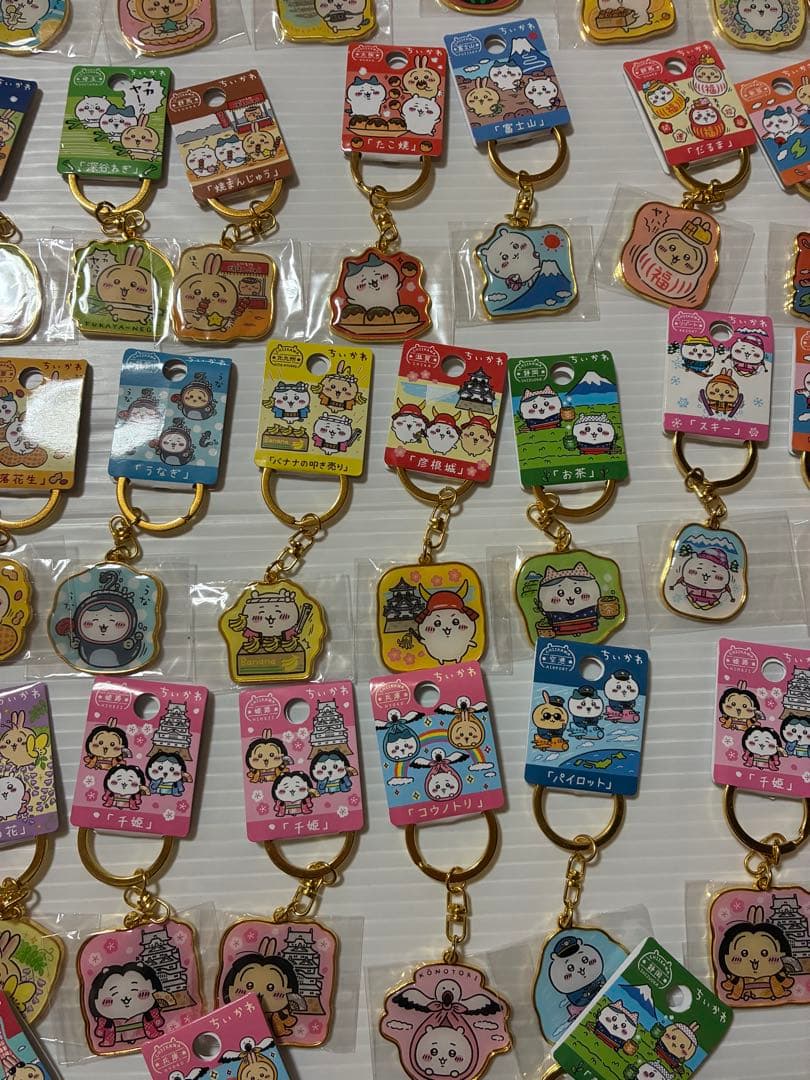 ちいかわ うさぎ ハチワレ ご当地キーホルダー 98個セット