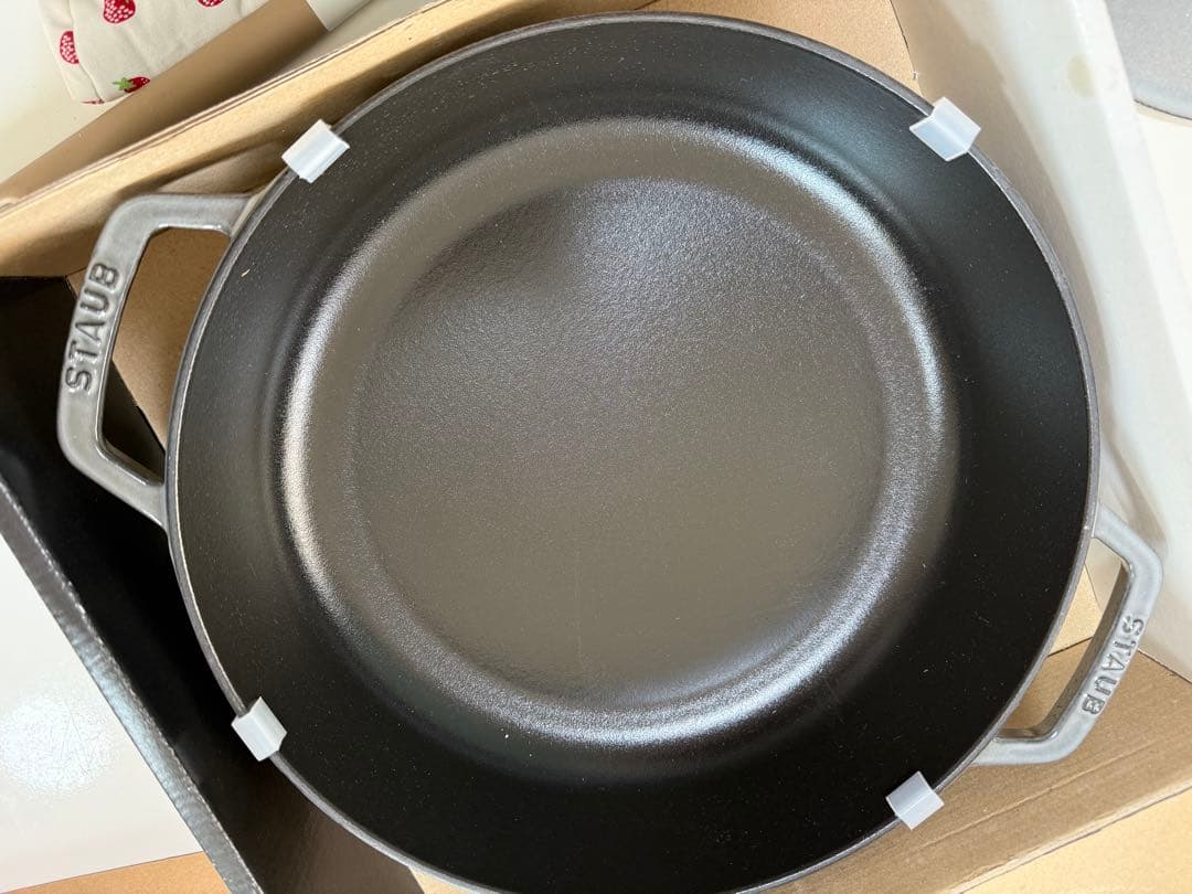 業務用正規　新品　STAUB ストウブ　ブレイザー・ソテーパン　28cm グレー