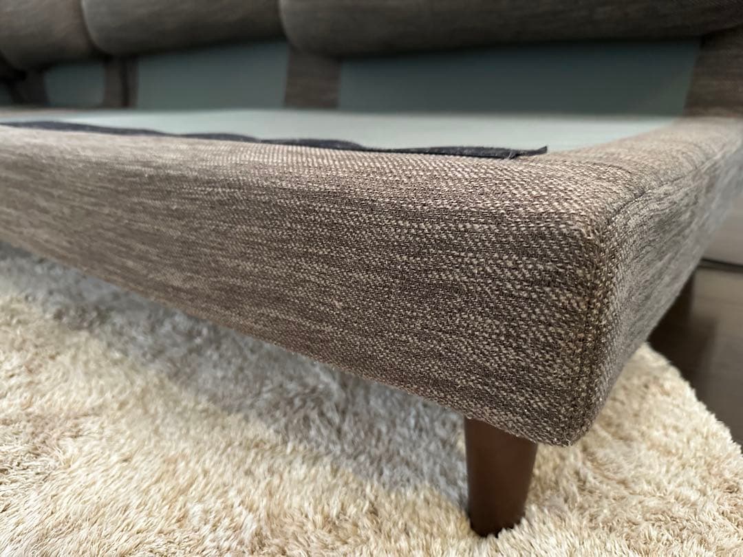 ニトリ　コンセント付き3〜5人掛けソファ