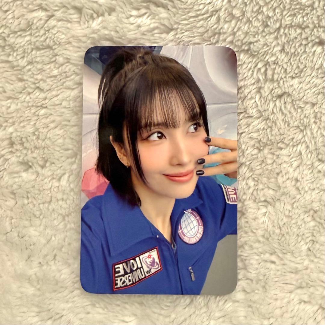 モモ】特典トレカ TWICE 10VE UNIVERSE オンライン - メルカリ