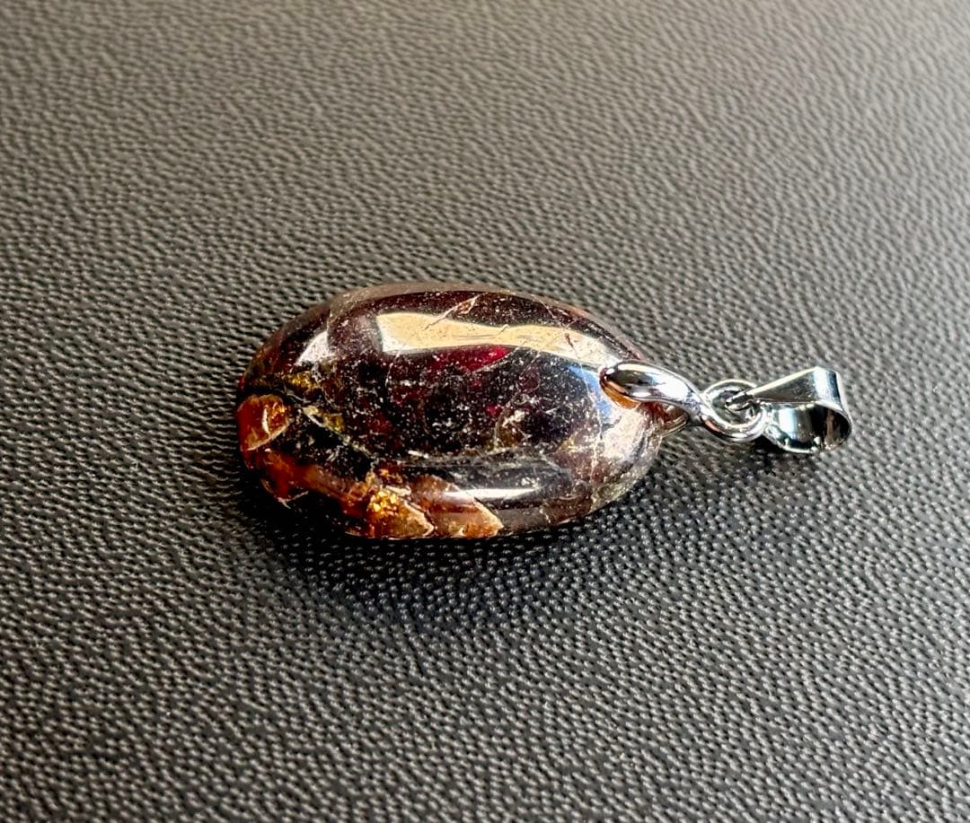 究極品質　絶大なパワーを宿す聖なる魔石　幻のトータスシェル・スファレライトのPT