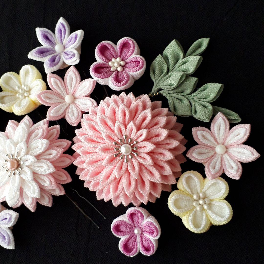 つまみ細工　髪飾り　成人式　卒業式　和装小物