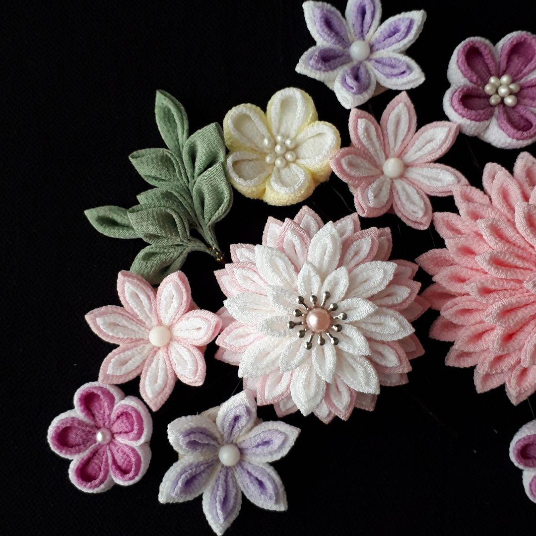 つまみ細工　髪飾り　成人式　卒業式　和装小物