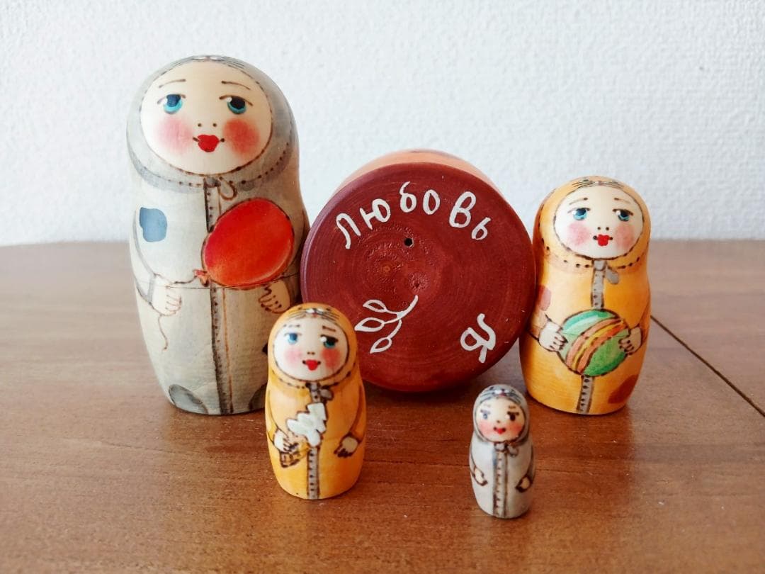 【LYH222】北欧ロシア雑貨 リューバ作 マトリョーシカ　宇宙開発