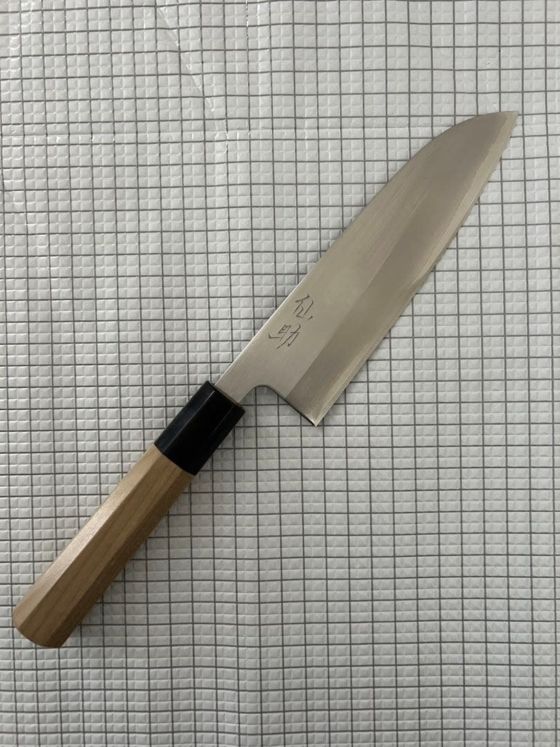 仙助 包丁 三徳 三徳包丁 安来鋼白紙一号割込 水牛八角柄 165mm ③