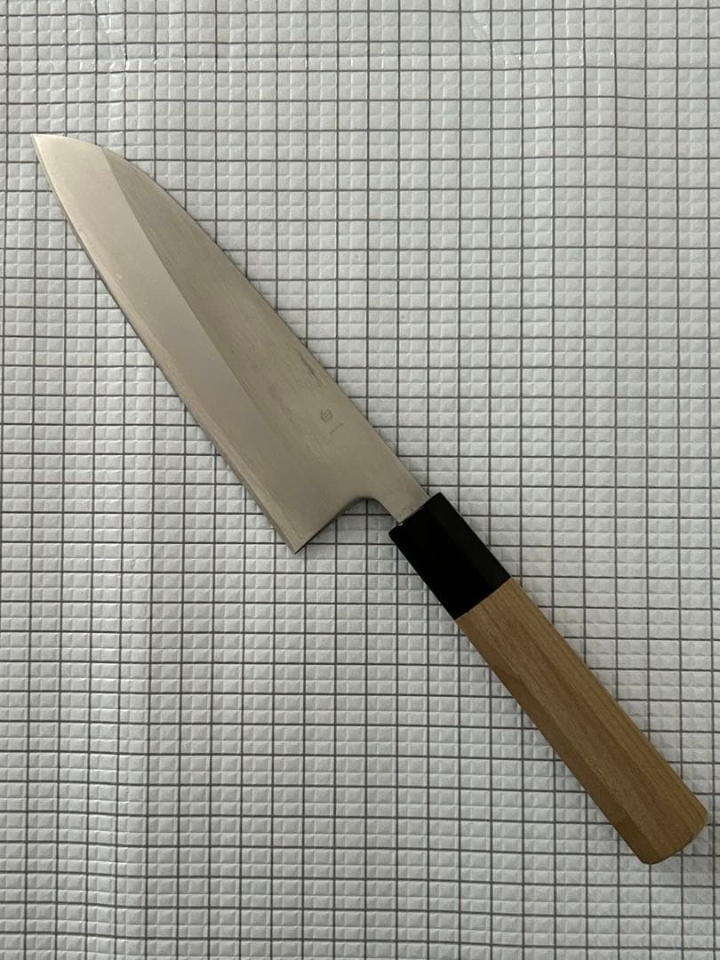 仙助 包丁 三徳 三徳包丁 安来鋼白紙一号割込 水牛八角柄 165mm ③