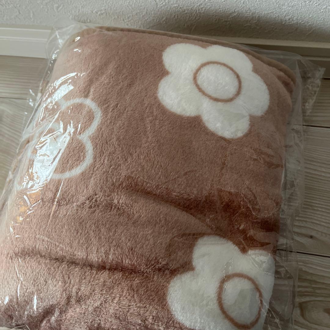 MARY QUANT ノベルティ 3点セット ブランケット - メルカリ