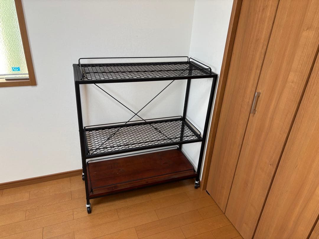 メタルラック キャスター付き 3段 黒　植物育成棚 ※直接受け渡しのみ