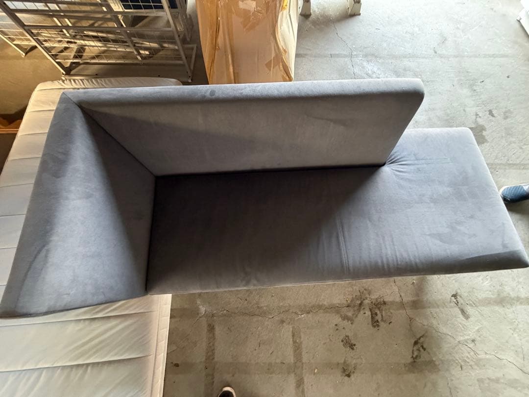 マスターウォールmasterwal グレー ファブリックソファ 2023年製