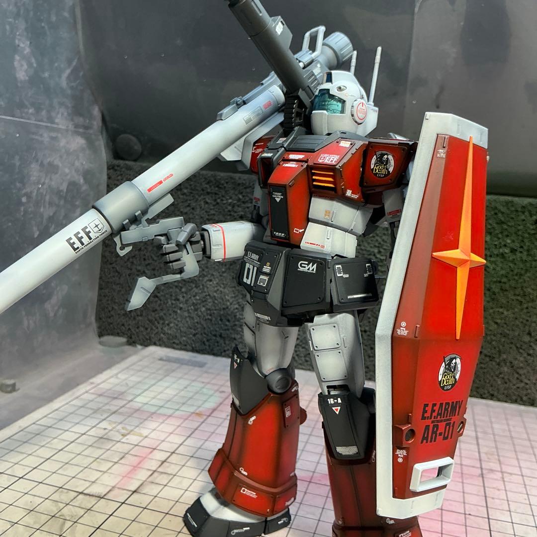 ガンプラ完成品 MG ジムキャノン 全塗装微改造 - メルカリ