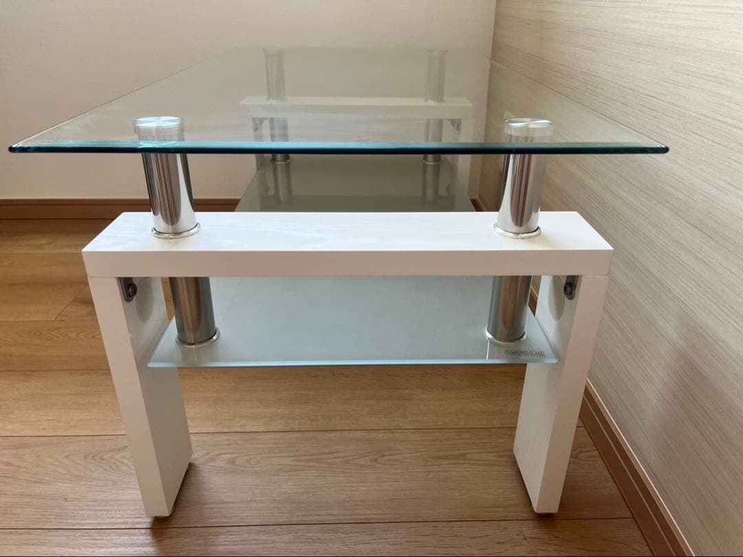美品！モダンガラステーブル　送料込み