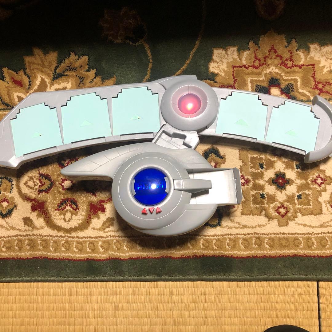 遊戯王gx アカデミーデュエルディスク、オシリスレッドスリーブ - メルカリ