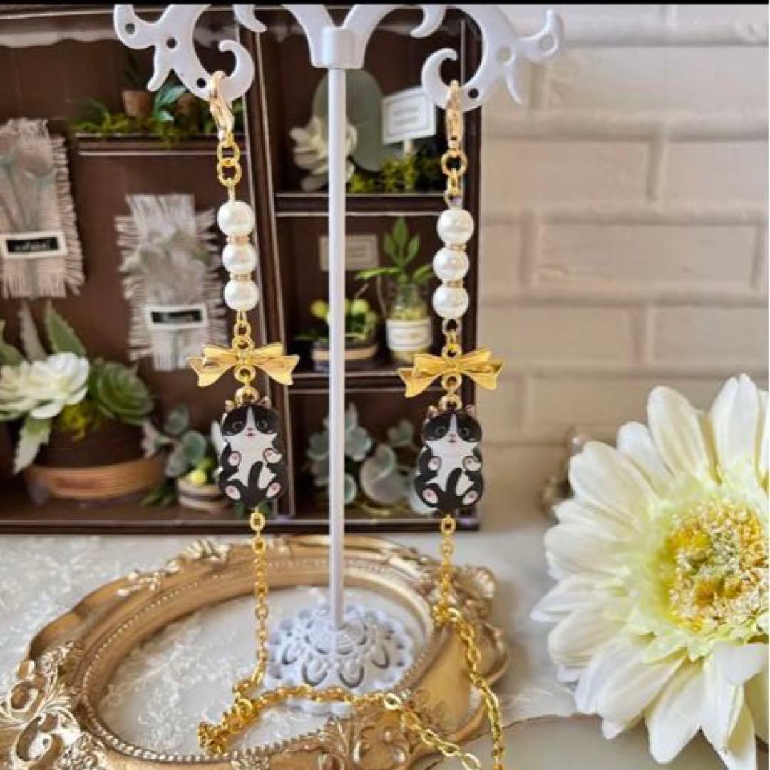 ♪❤️ ハチワレ　ねこ　りぼん　パール　マスクチェーン　メガネチェーン