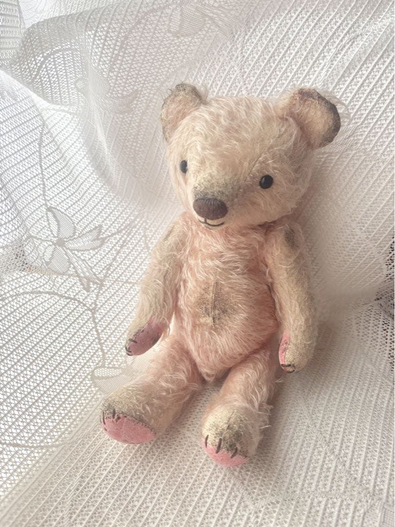 ハンドメイドベア(天然モヘア・アンティーク加工 セーター付き)全長28cm