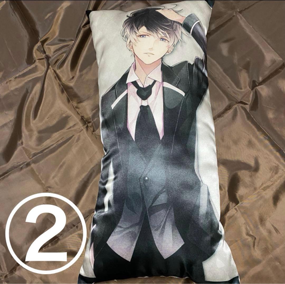 ルキ　ディアラバ　BLOODY BOUQUET　香港　枕　タペストリー　受注生産