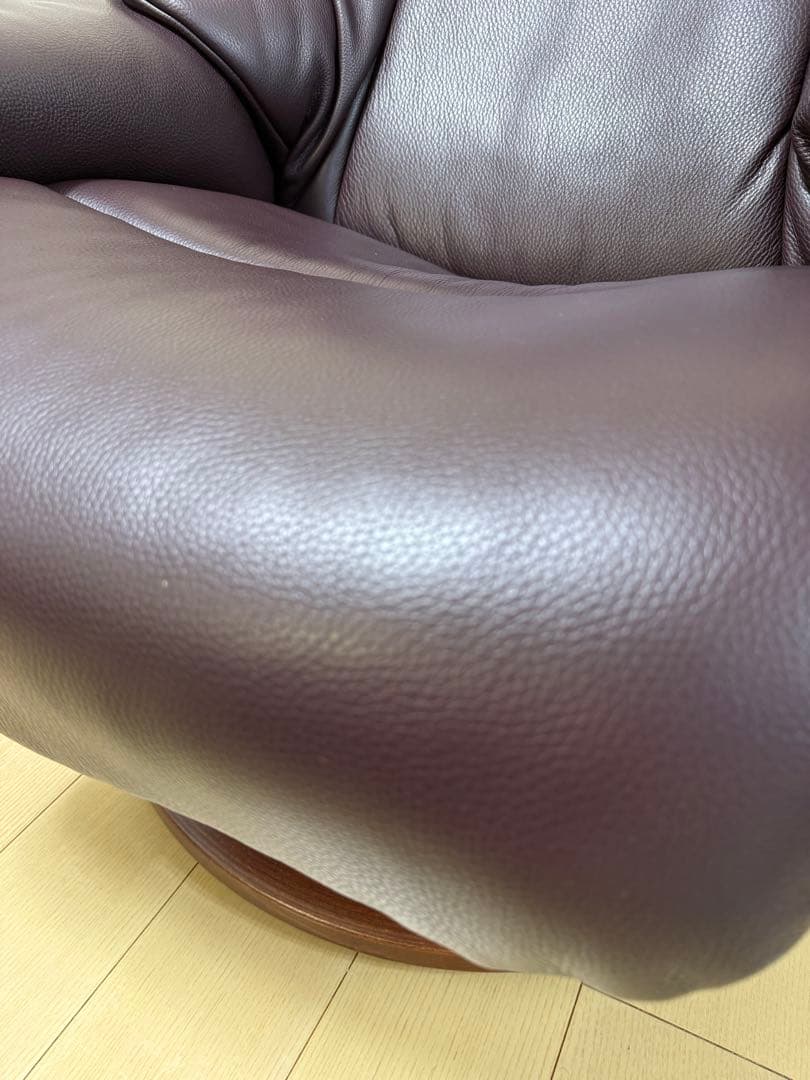 エコーネス　ストレスレス®︎ レノ　ノブレス革