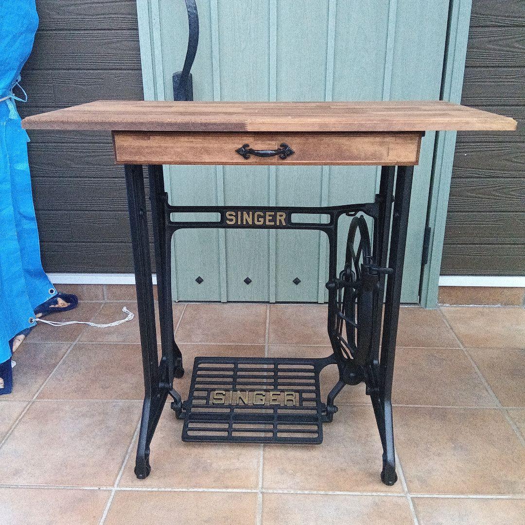 足踏みミシンテーブル　SINGER