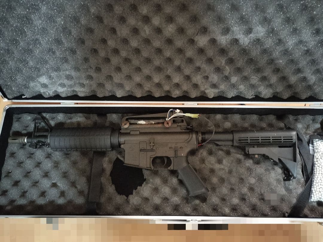 M4A1 エアガン King Arms + 760g 専用BB弾、キャリ付き