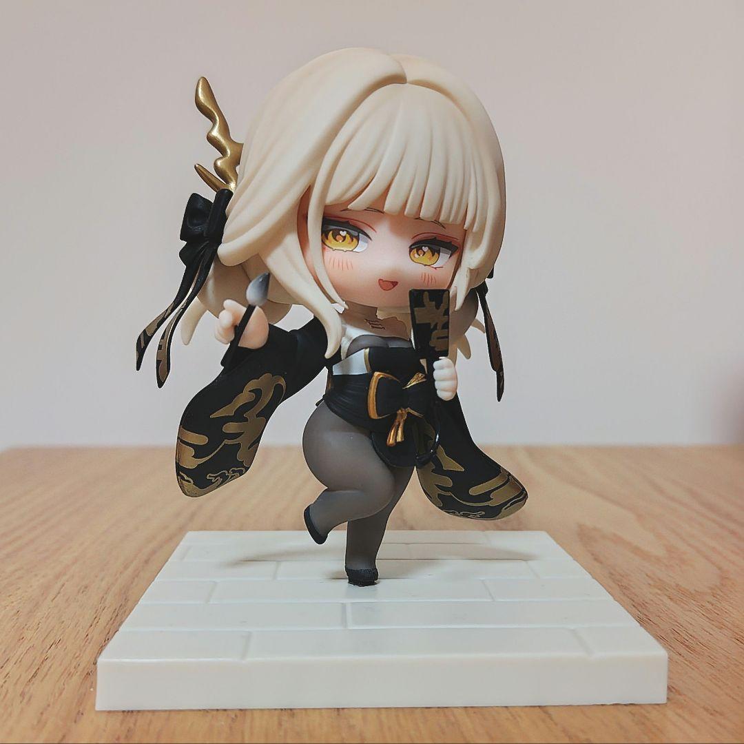 勝利の女神：NIKKE SACシリーズ デフォルメフィギュア ブラン - メルカリ