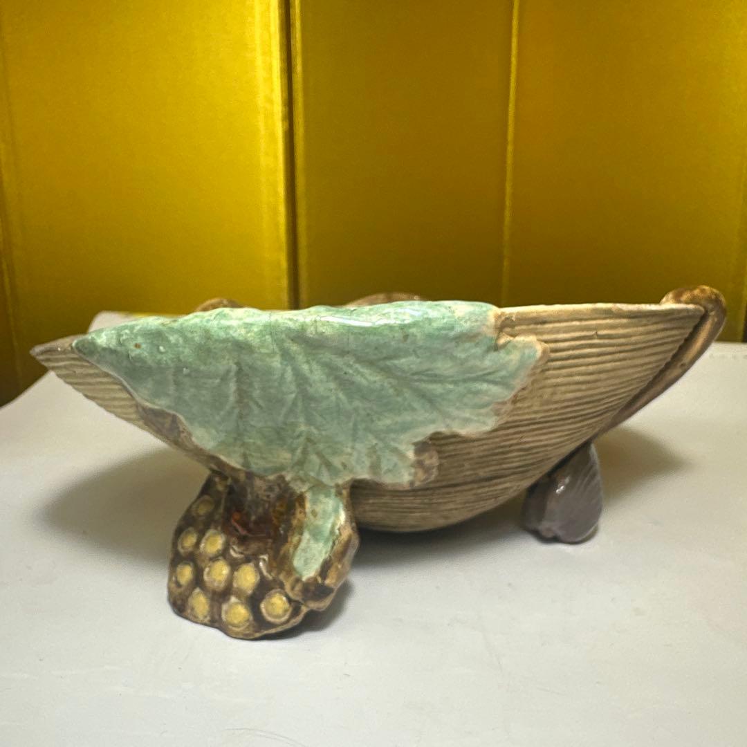 二六焼，楽山焼，水月焼，古董，インテリア，カニと葉の浮彫り