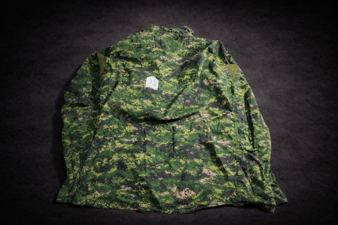 ロシア軍 実物 BARS製 SUMRAK-M1 フレクタン迷彩スモック 46-3 - メルカリ