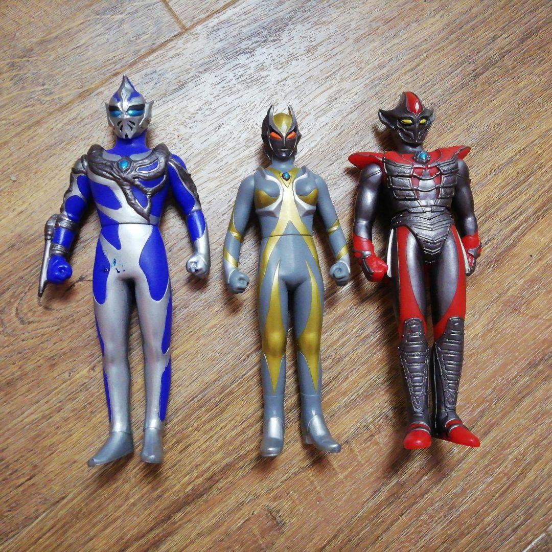 闇の巨人 ヒュドラ カミーラ ダーラム ウルトラマン 3体セット 2000