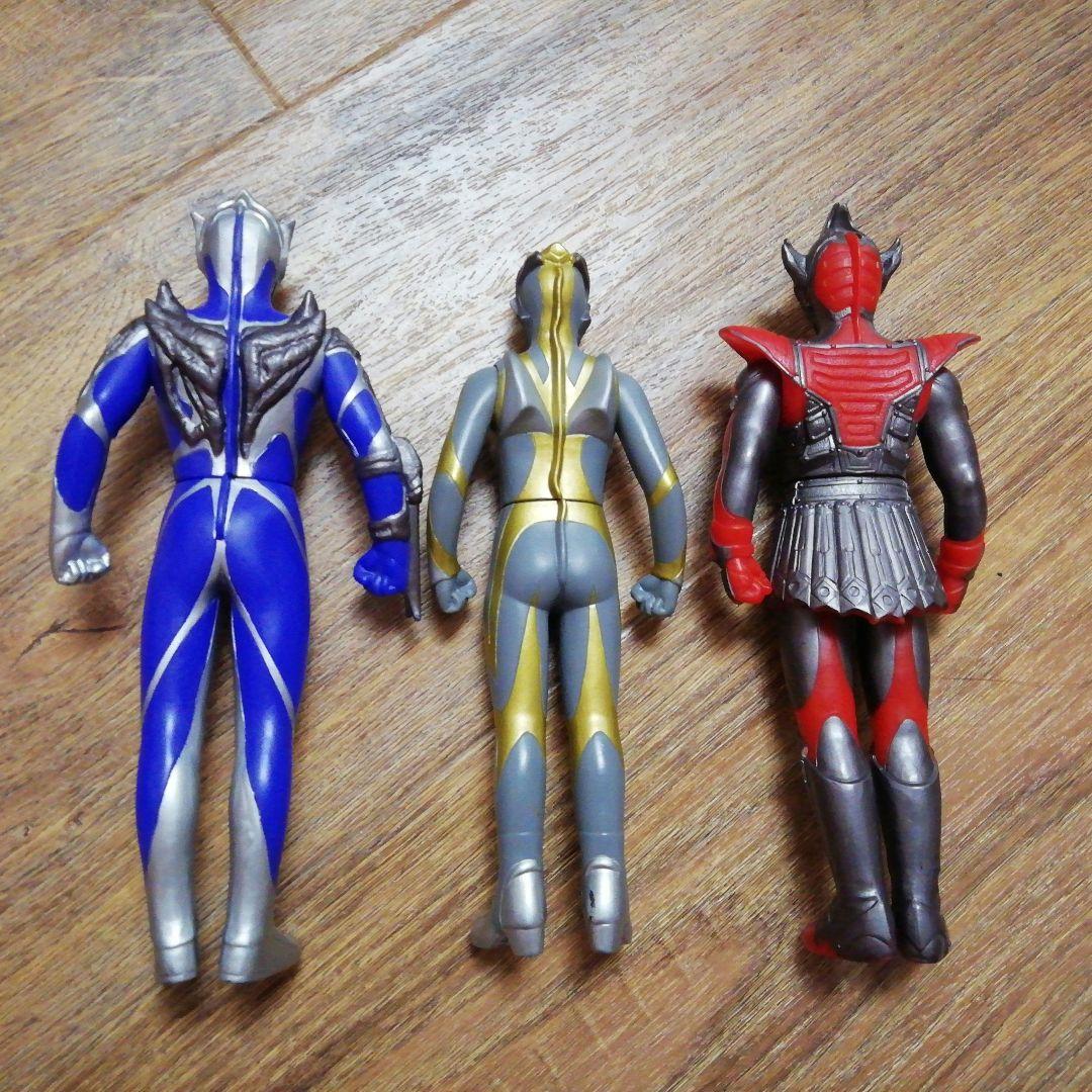 闇の巨人 ヒュドラ カミーラ ダーラム ウルトラマン 3体セット 2000