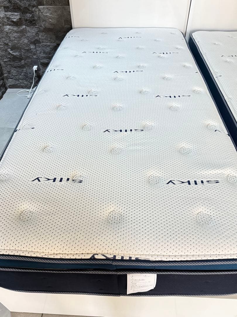 ②ニトリ深型引出し付きシングルベッドフレーム|ホワイト|おまけマットレス