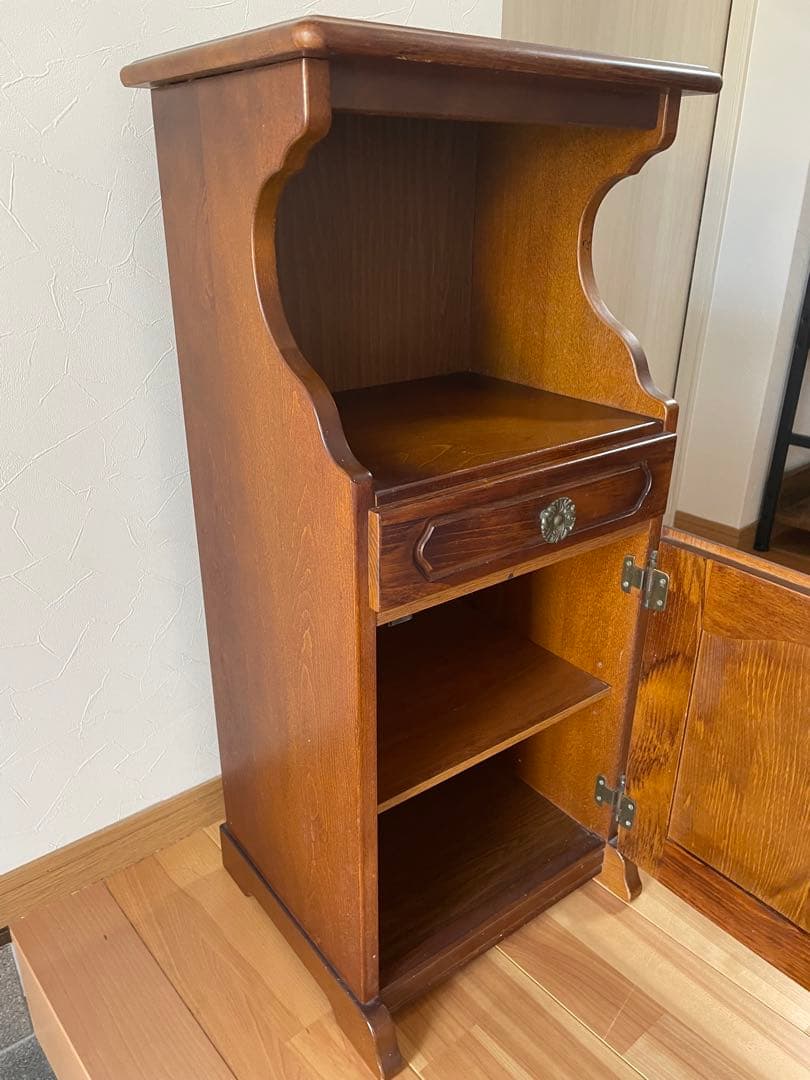 お得！カリモク　karimoku コロニアル　電話台　レトロ