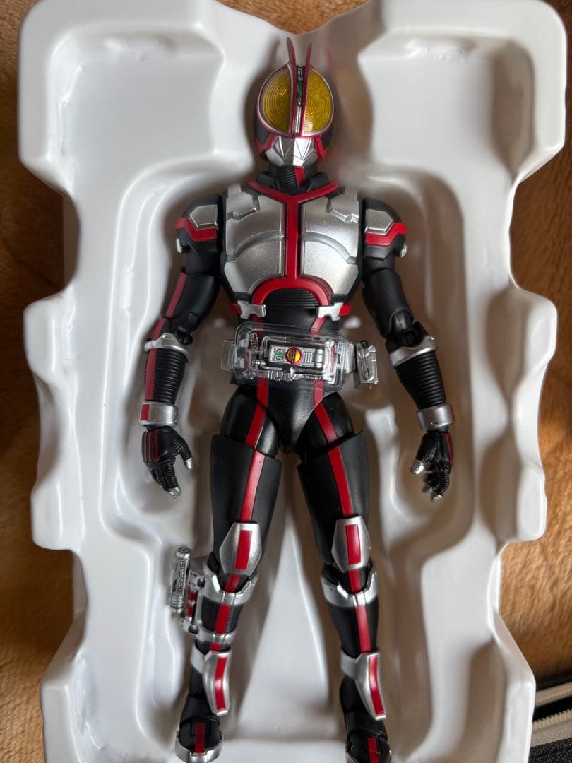 仮面ライダーファイズ　真骨頂　フィギュアーツ　ジャンク品