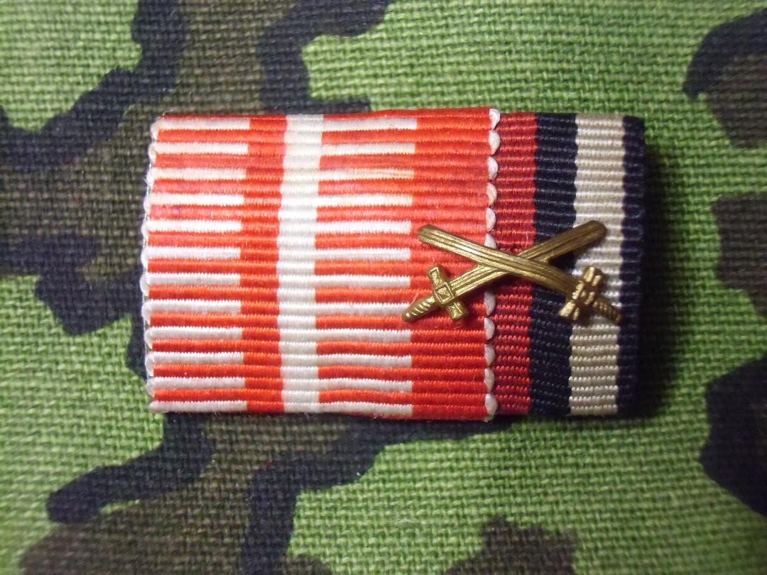 ⊞ドイツ軍＊かまぼこ型/拡張型3連略綬/リボンバー（実物） ⊞ドイツ