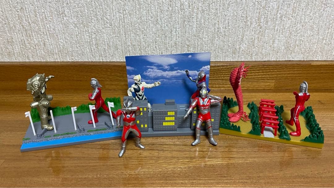 ウルトラマン食玩ジオラマコレクション - メルカリ