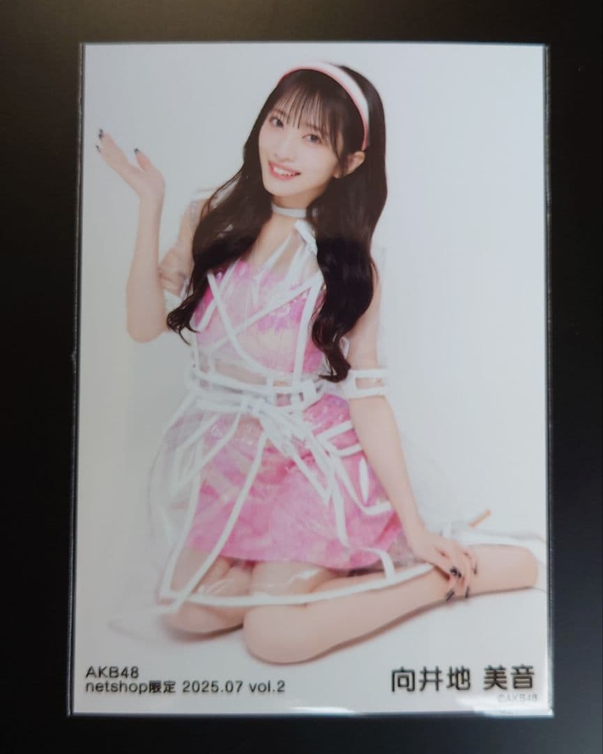 f*r様 向井地美音 AKB48 生写真 座り 2025年7月 netshop限 - メルカリ