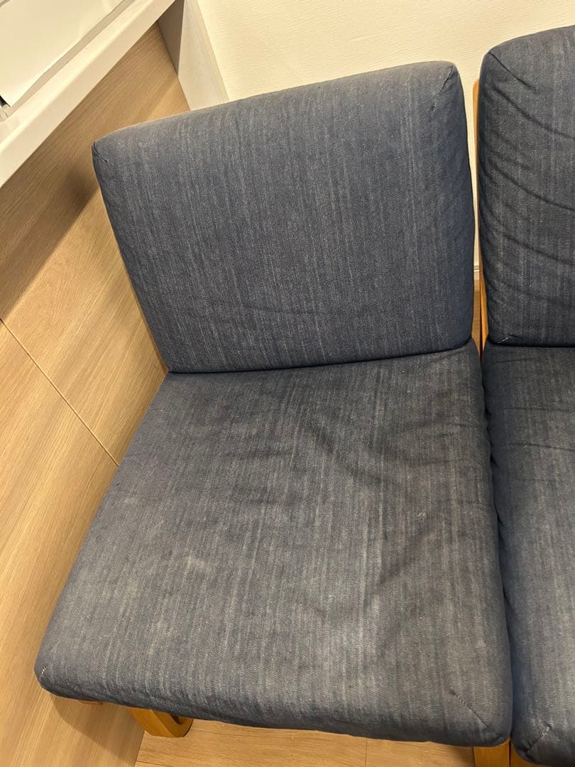 リビングでもダイニングでもつかえるソファ1脚②