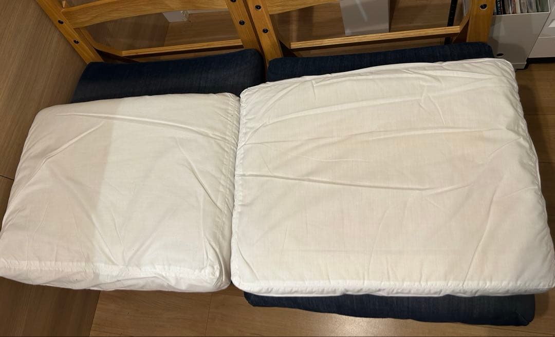 リビングでもダイニングでもつかえるソファ1脚②