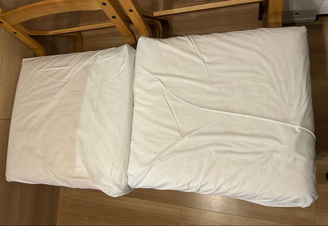 リビングでもダイニングでもつかえるソファ1脚②