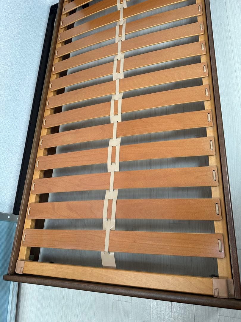 【三重県引き取り】カリモク ヒュルスタ社 シングルベッド フレーム ※i1※