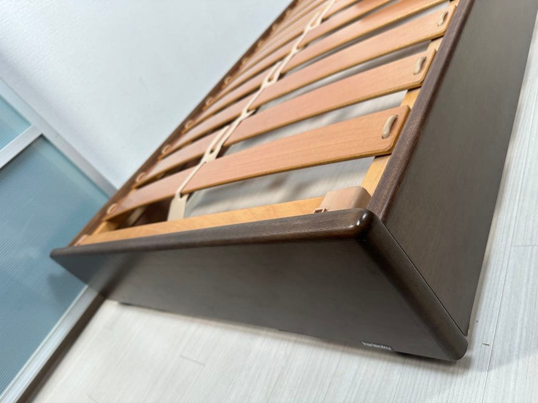 【三重県引き取り】カリモク ヒュルスタ社 シングルベッド フレーム ※i1※