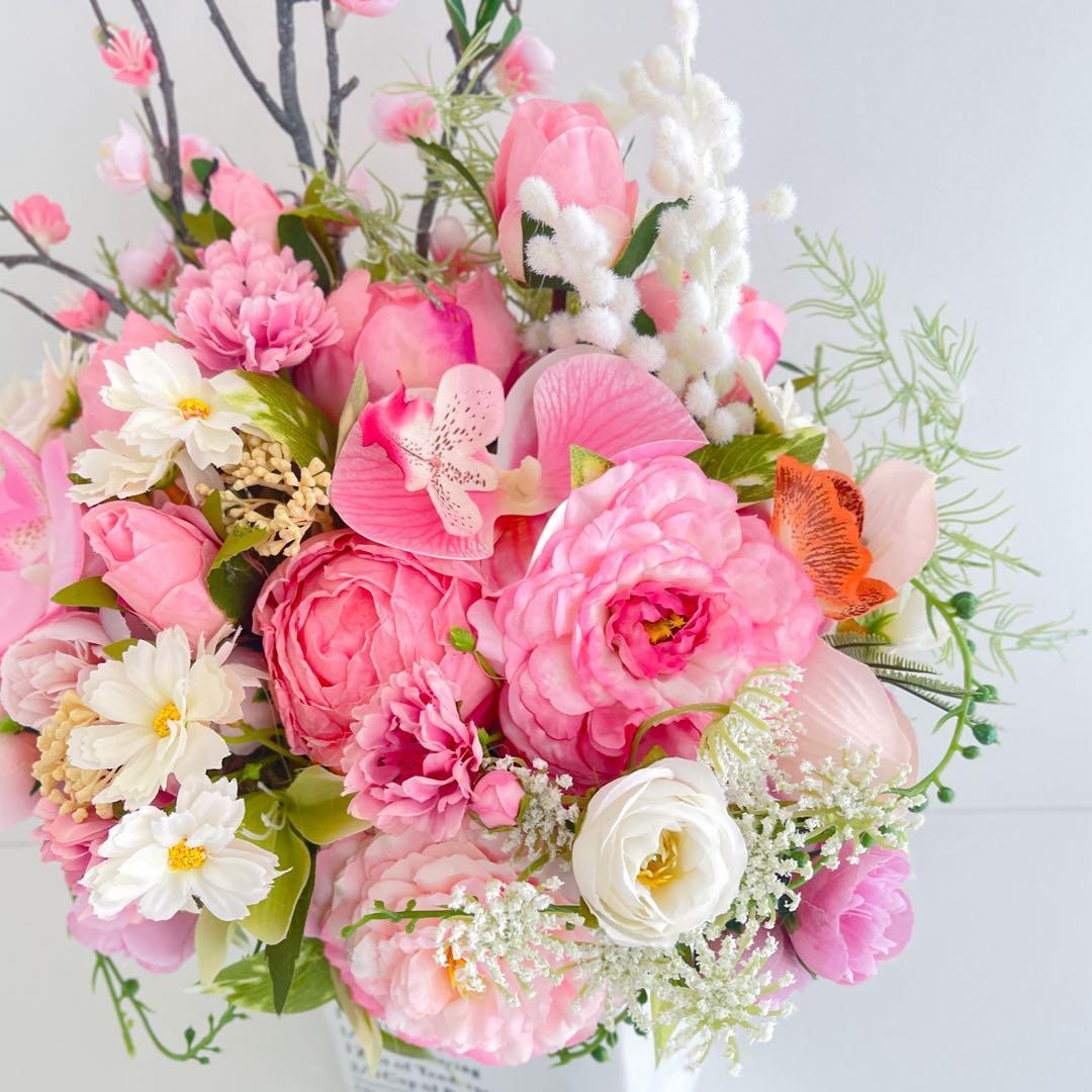 春爛漫 桃と牡丹の優雅なアレンジメント｜桃の節句・誕生日・退職祝い　光触媒