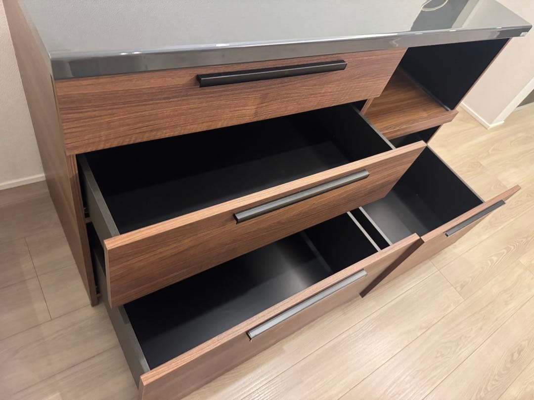 【パモウナ】モダン木製食器棚 引き出し付き　140センチ