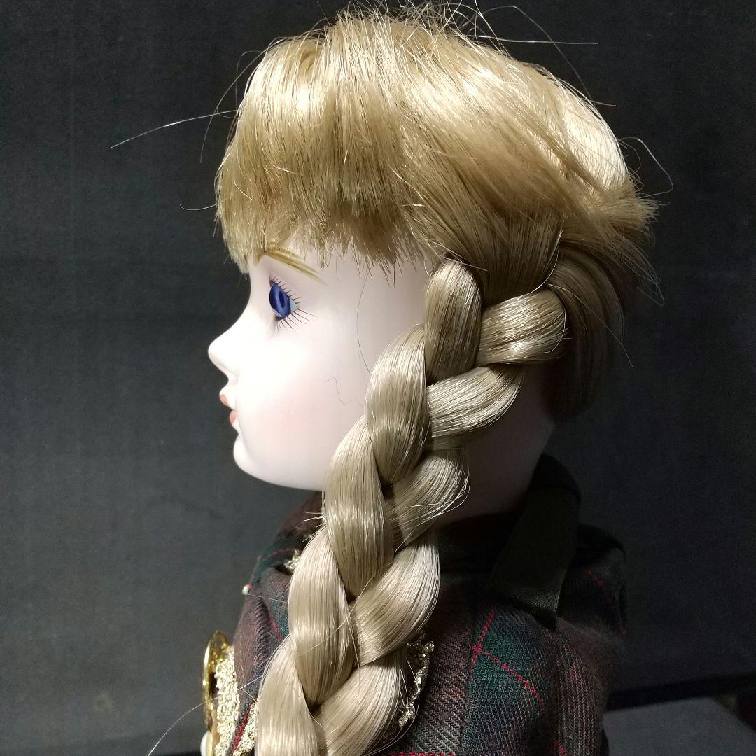 ビスクド―ル お座りド―ル 身長60cm位 ボ―イッシュなお座りド―ル