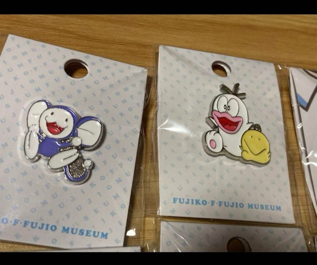 藤子F不二雄ミュージアム 限定 ダイカット ピンズ 全12種 セット
