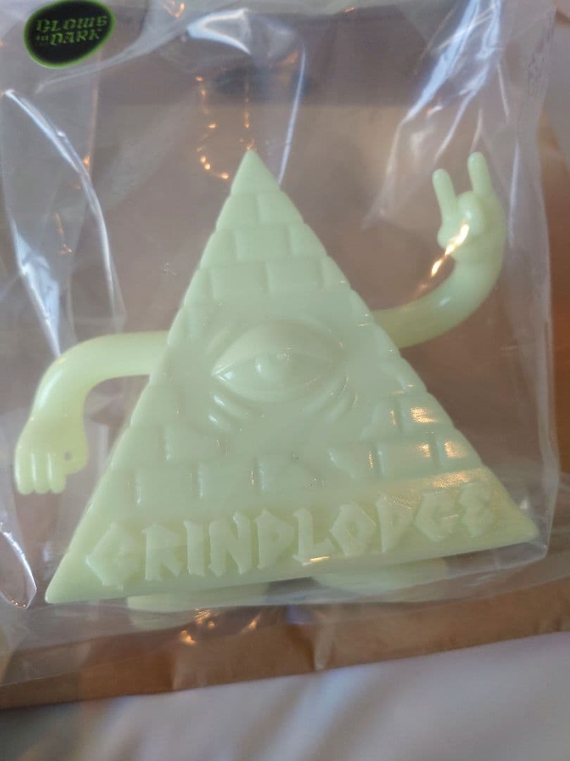 GRINDLODGE Lodge-kun フィギュア 蓄光　グラインドロッヂ