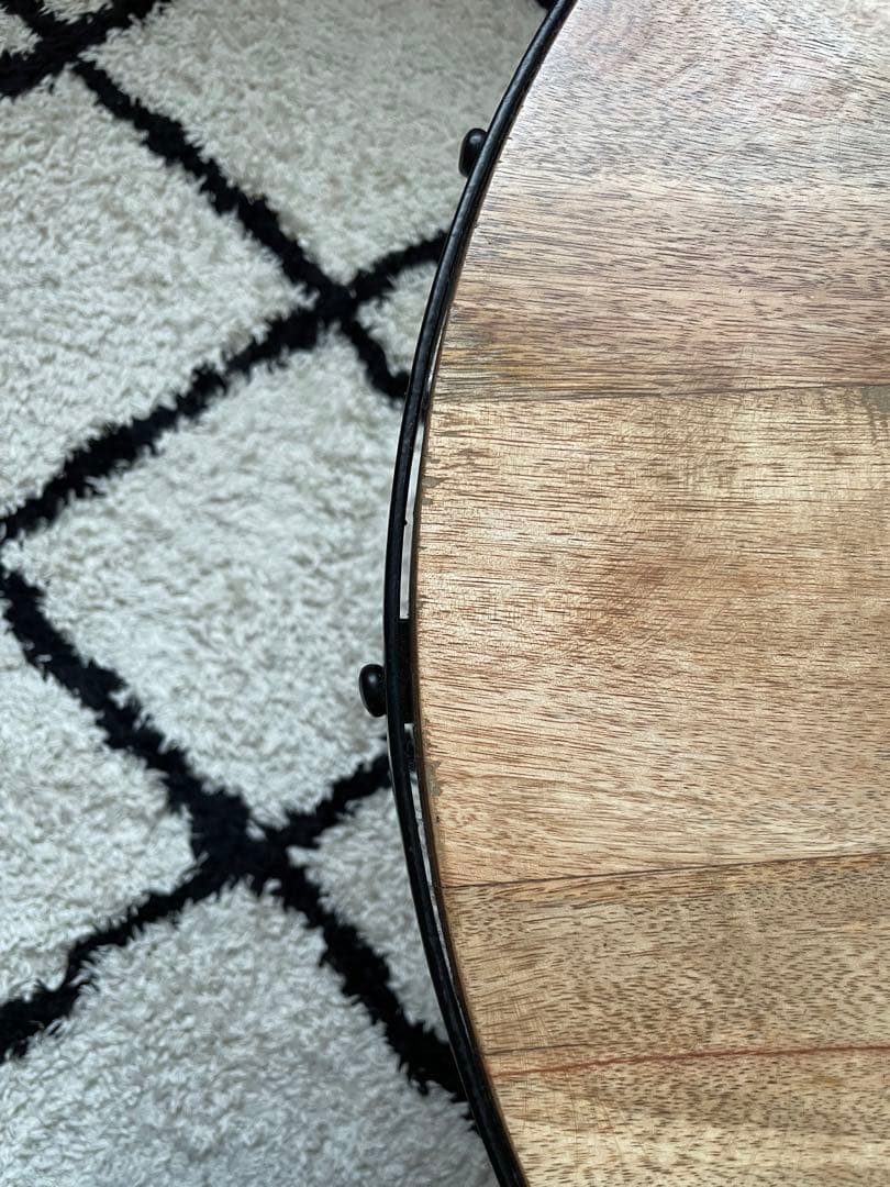 ニコアンド　キャスター付きテーブル