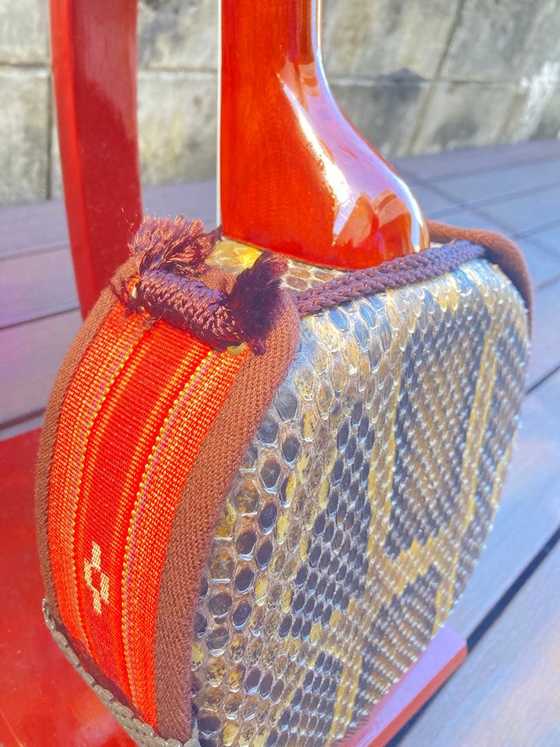 て*や様 三線　本皮　ゆし木　ユナー