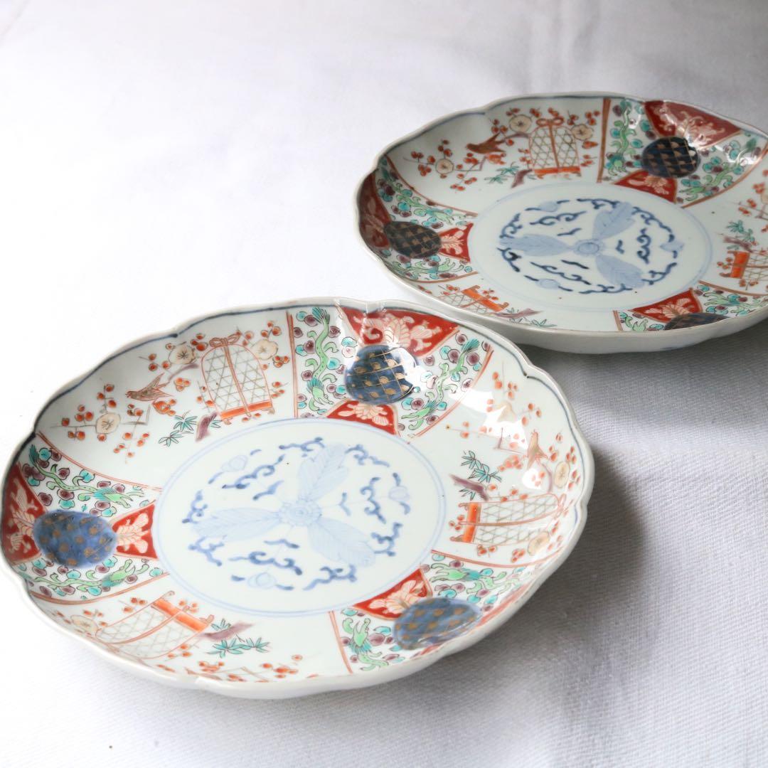 時代色絵伊万里　さわやかな赤絵に梅と鶯鳥籠図七寸皿プレート2枚 骨董古伊万里