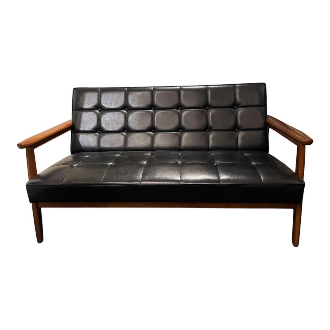 カリモク ミッドセンチュリー ボタン付きクッションソファ