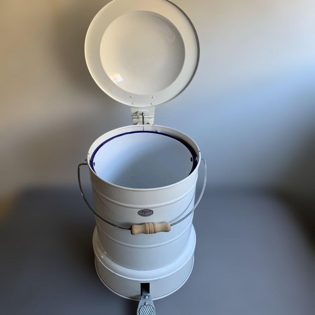 未使用】【レトロ】マツヨシ 足踏汚物投入器 ペダル式 ゴミ箱 汚物缶