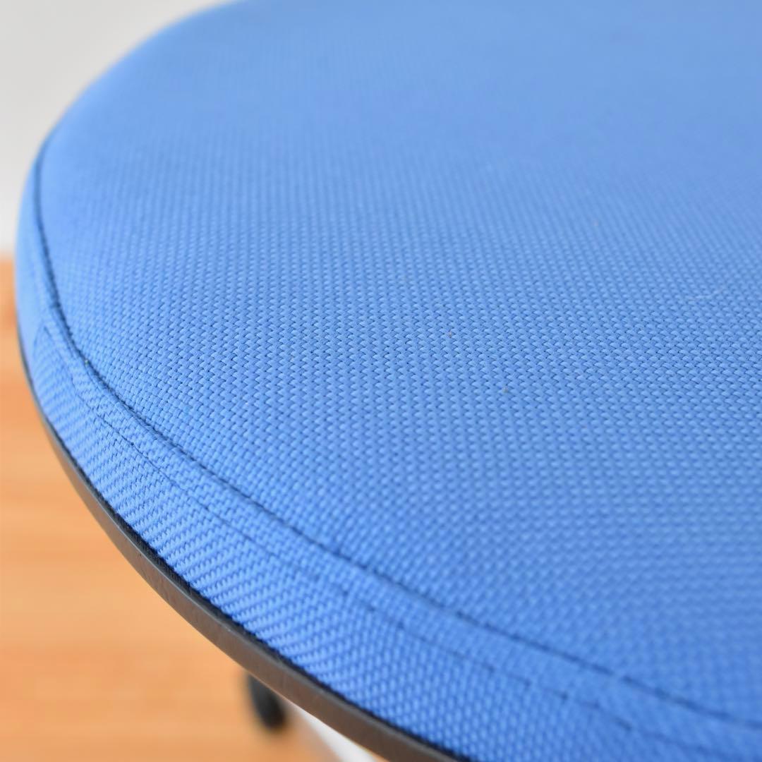 KEVI デンマーク　Fritz Hansen 昇降式　回転椅子　アルミナム